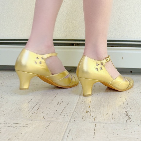 Reproduction Vintage 20s 40s Gold Leather Mary Jane T-Strap Pumps Heels 38 7.5 - Picture 4 of 6
